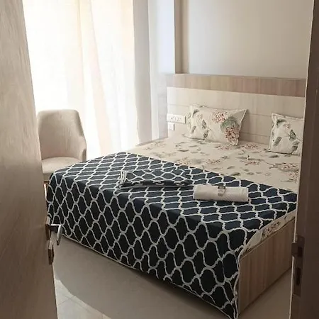 Blue Mans Rooms Vrindavan Exterior photo