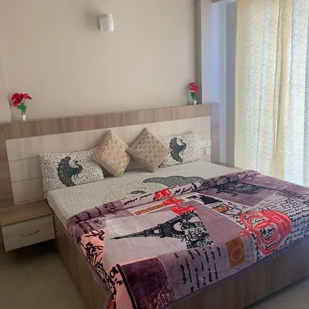 Blue Mans Rooms Vrindavan Exterior photo