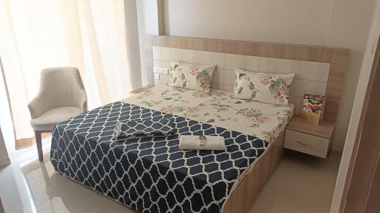 Apartment Blue Mans Vrindavan